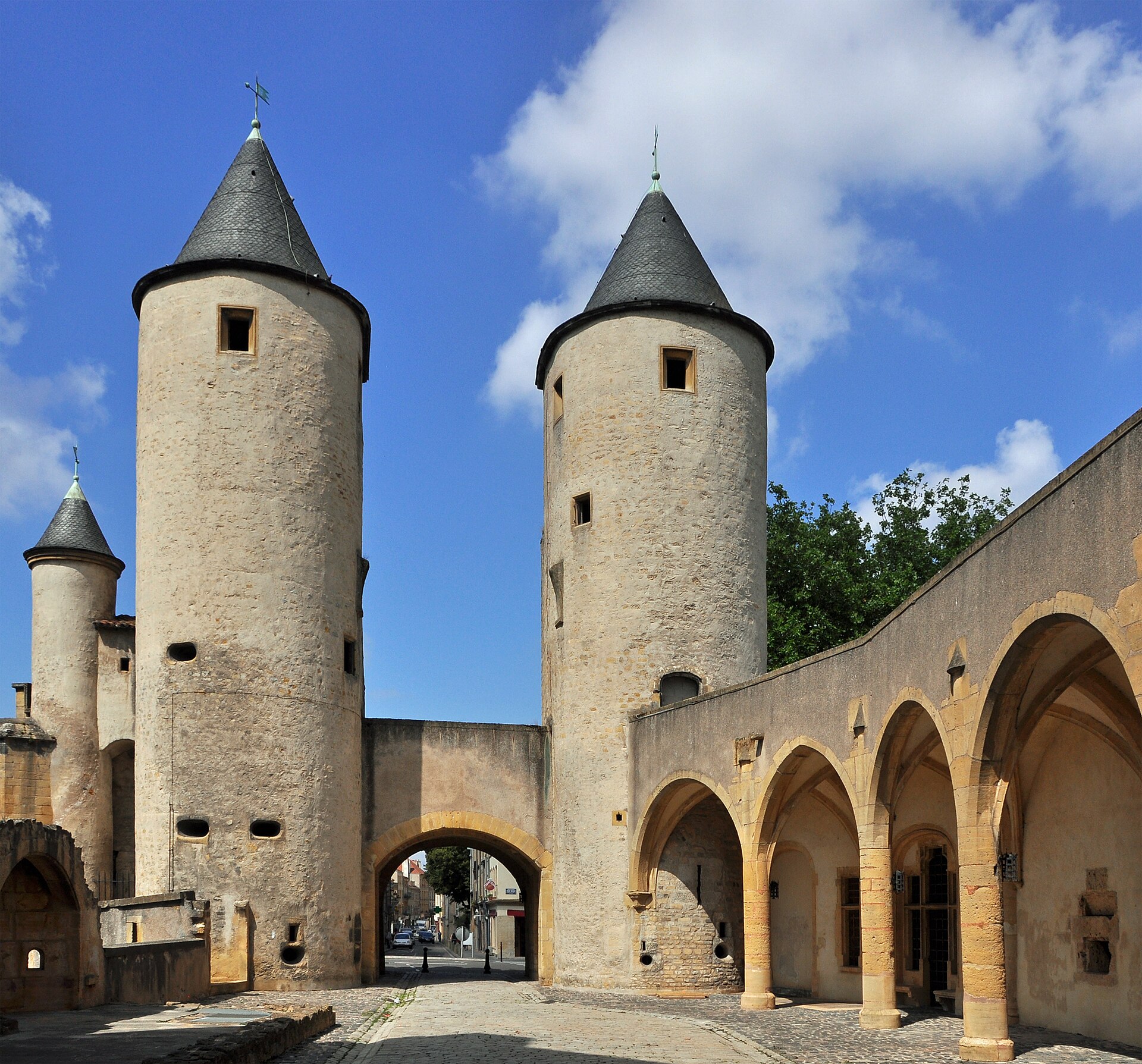 Tours de la Porte des Allemands à Metz